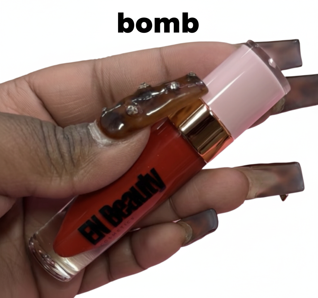 The “Bomb” liquid lipstick